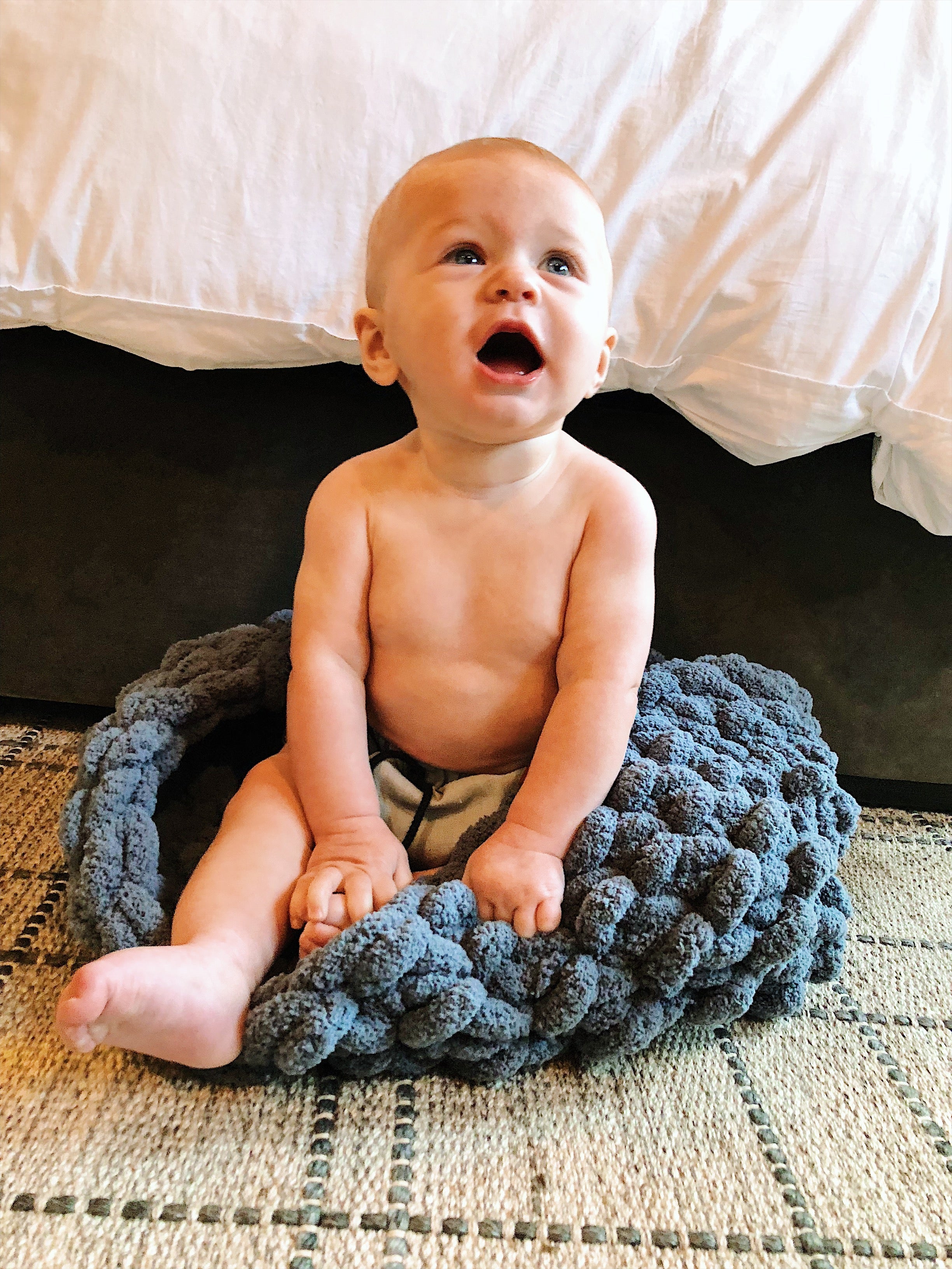 Baby Nest - Medium